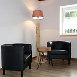 Haus Alpengluehn アパート Iselsberg